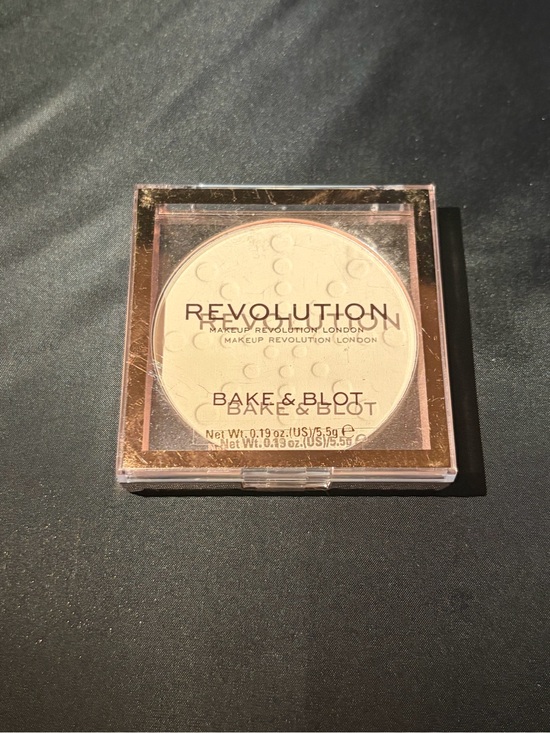 Revolution Other - Revolution Bake & Blot Powder - Translucent